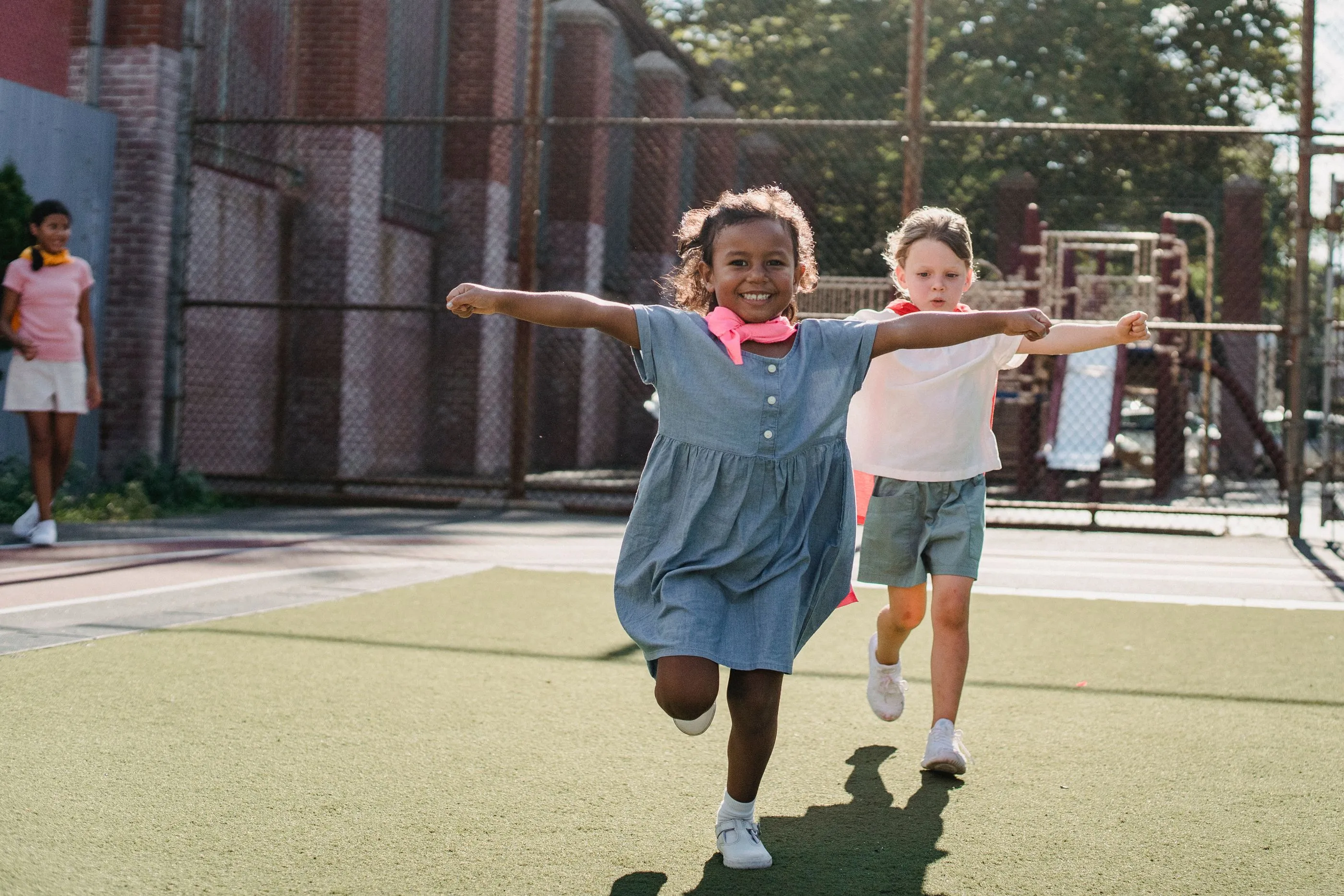 Outdoor play in the campus play zone